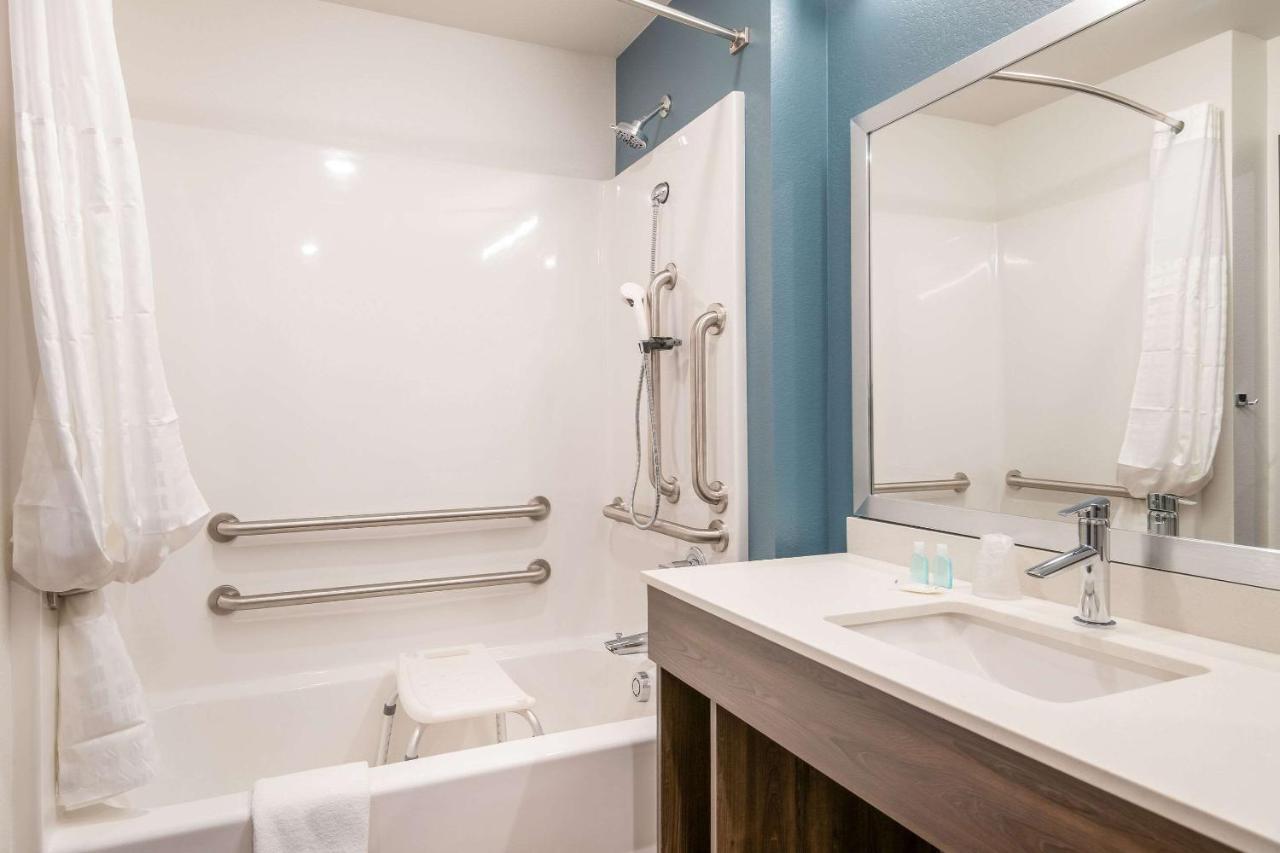 Woodspring Suites Missoula Dış mekan fotoğraf